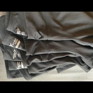 5 pairs of Old navy black active go dry leggings
